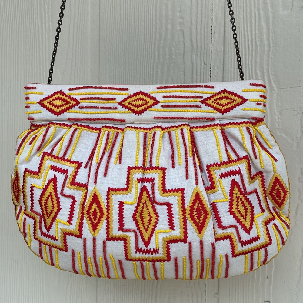 Fun like-new Moyna embellished linen bag